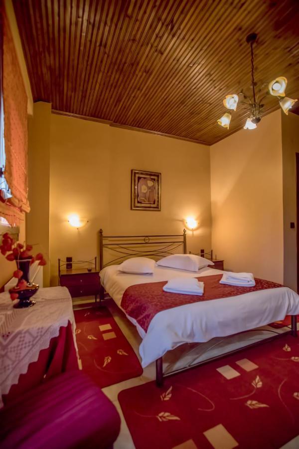 Kynthia Guesthouse 尼奥楚里翁 外观 照片